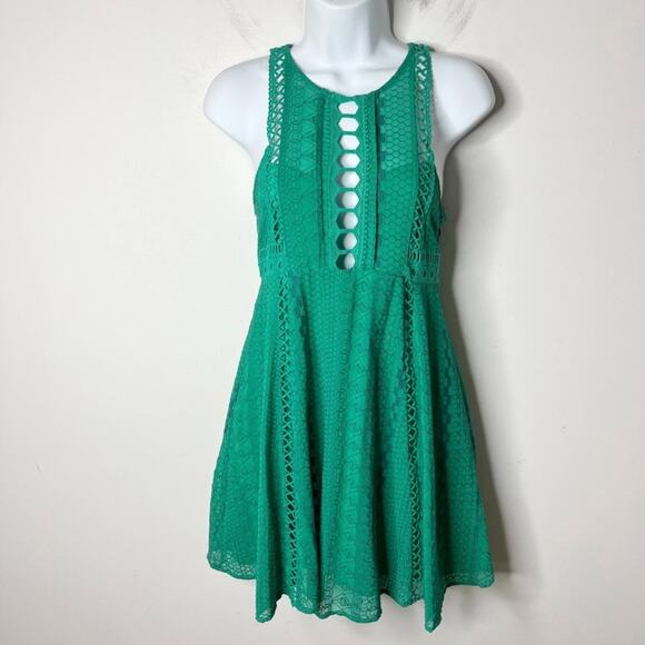 Free People Women Wherever You Go Mini Dress 0 Green Sleeveless Cut Outs Lace - Picture 3 of 13